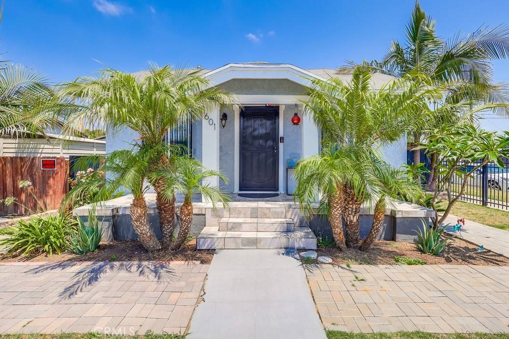 1601 W 67th ST, Los Angeles, CA 90047