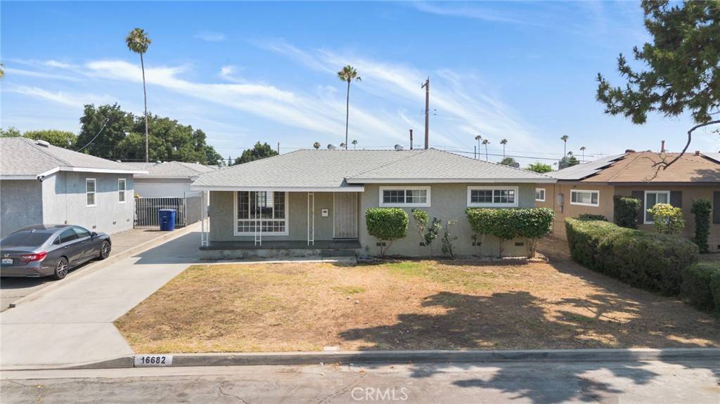 16682 E Greenhaven ST, Covina, CA 91722