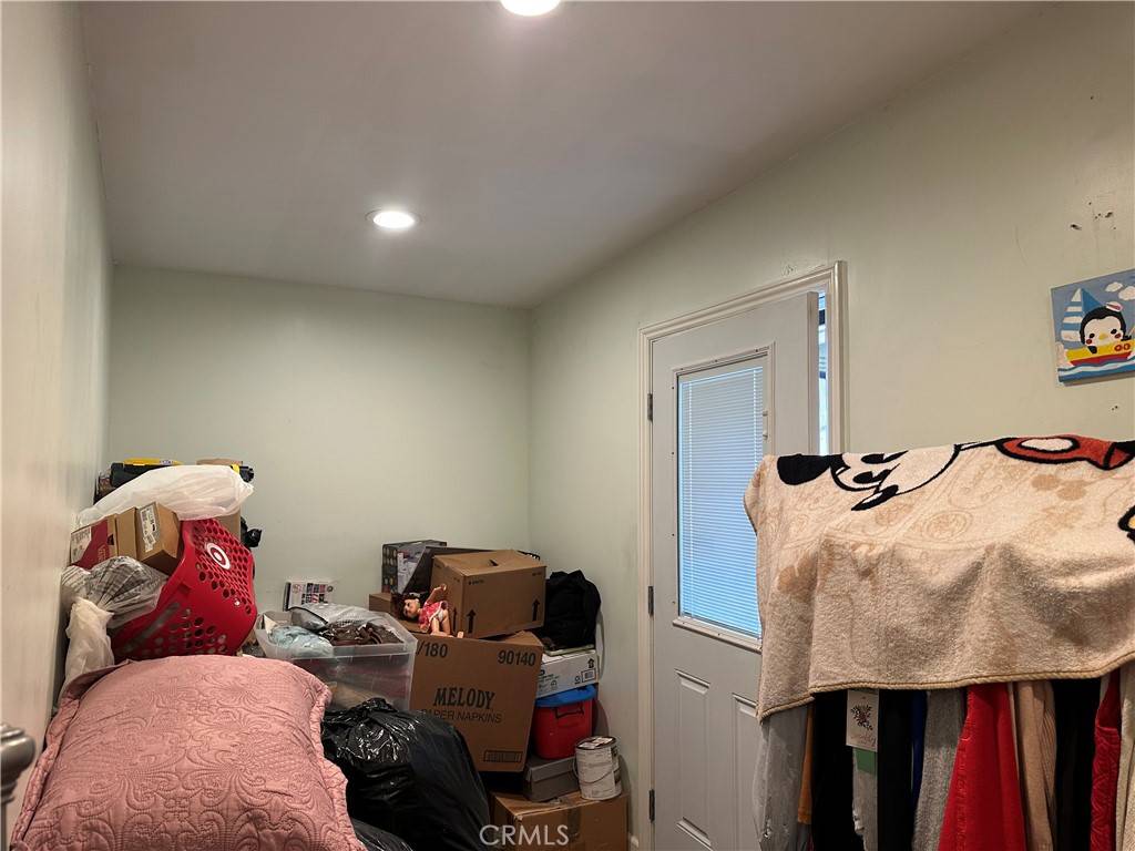 Compton, CA 90220,1028 W Brazil ST