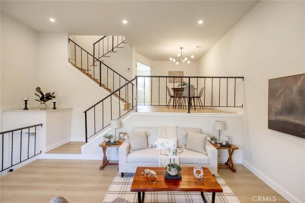 10141 Samoa AVE #25, Tujunga, CA 91042