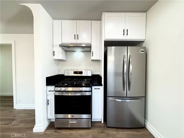 Los Angeles, CA 90044,637 W 105th ST