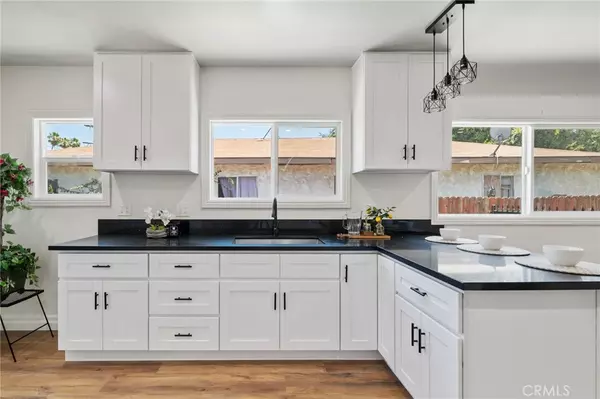 Los Angeles, CA 90044,637 W 105th ST