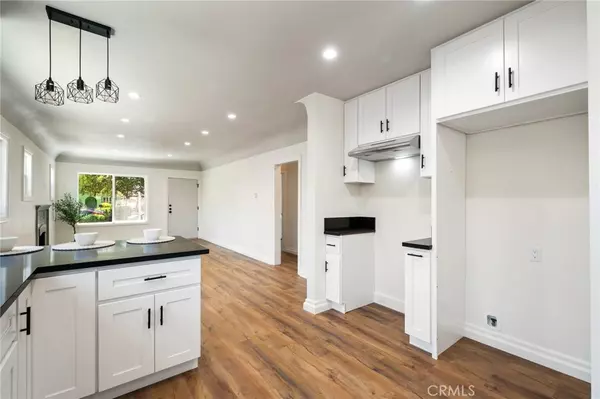 Los Angeles, CA 90044,637 W 105th ST
