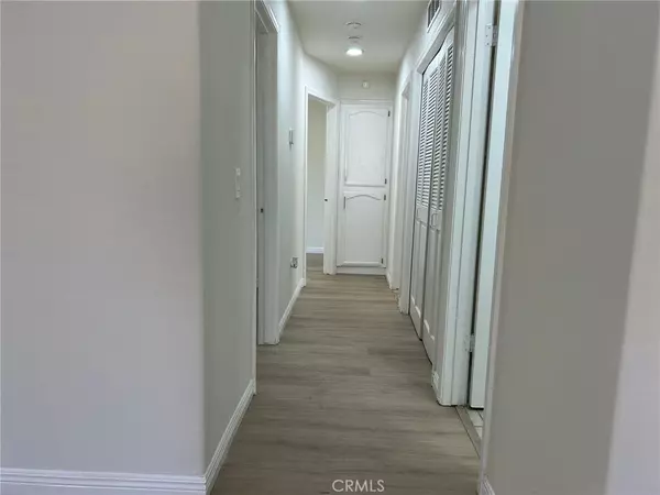 Bakersfield, CA 93313,5812 Summer Cypress Drive