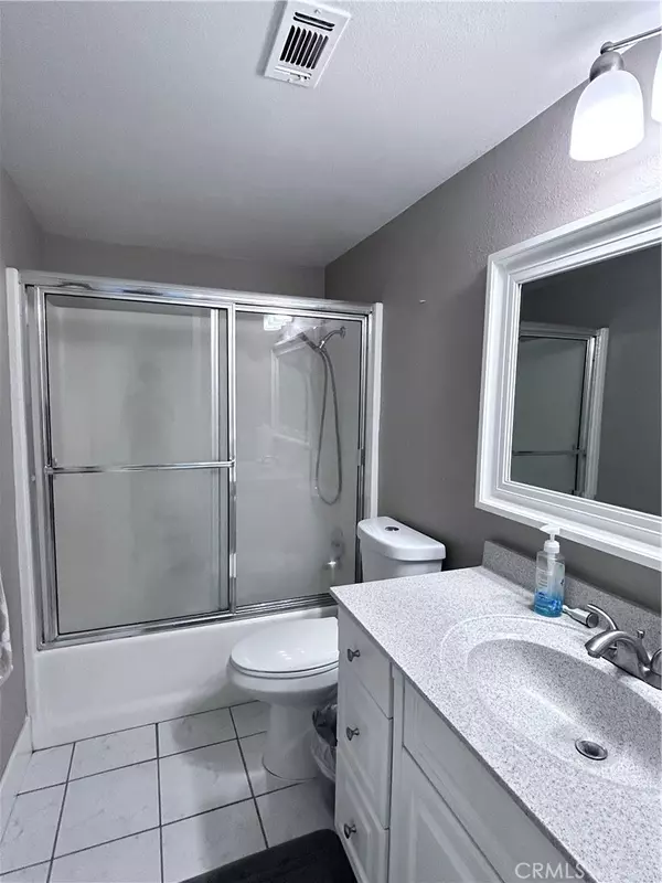 Moreno Valley, CA 92557,11824 Honey Hollow