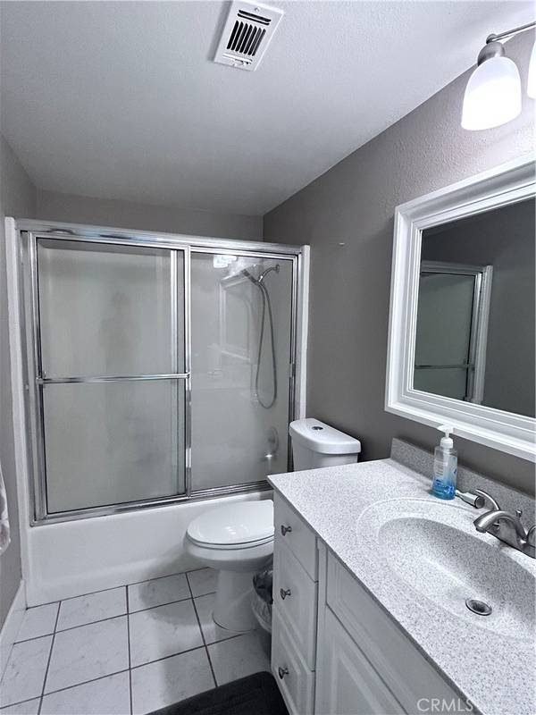 Moreno Valley, CA 92557,11824 Honey Hollow