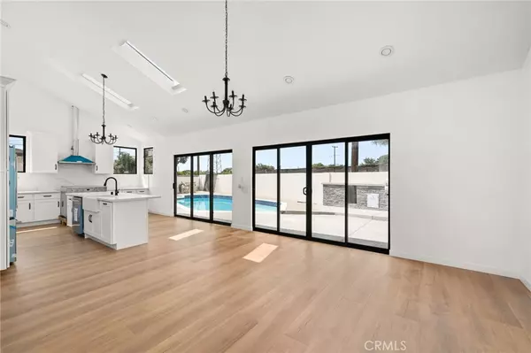 Lakewood, CA 90713,6705 Denmead ST