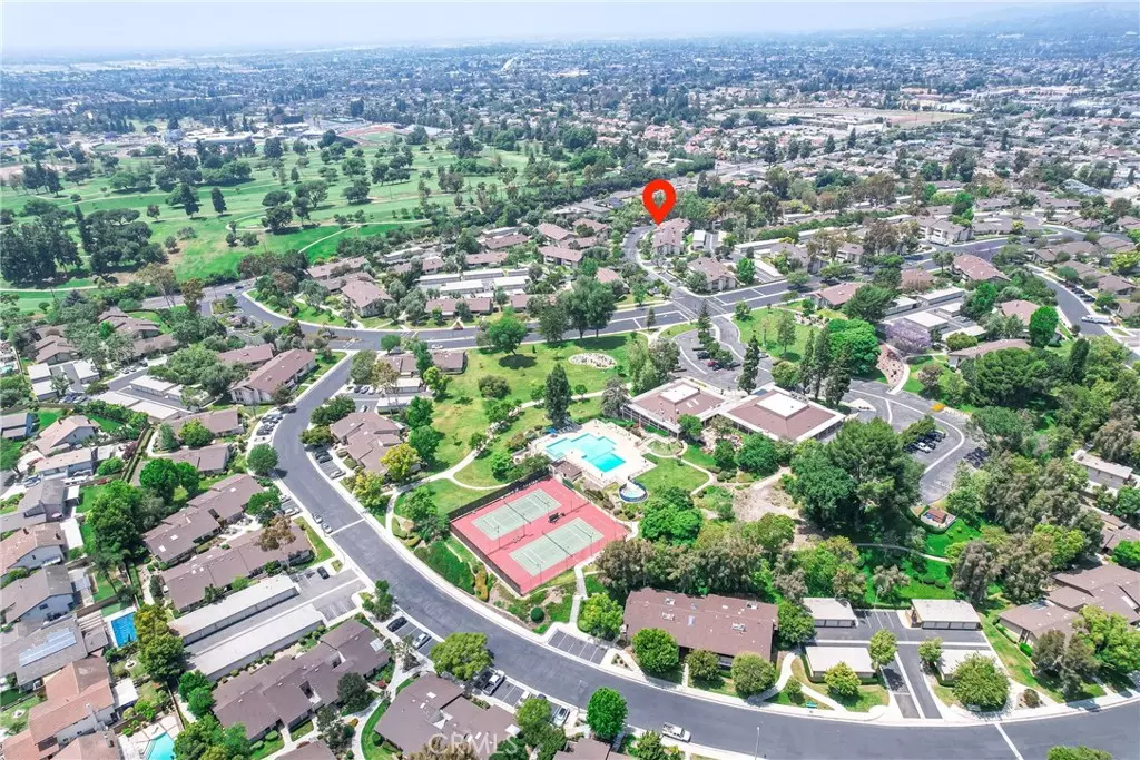 La Mirada, CA 90638,13526 La Jolla CIR #207-D