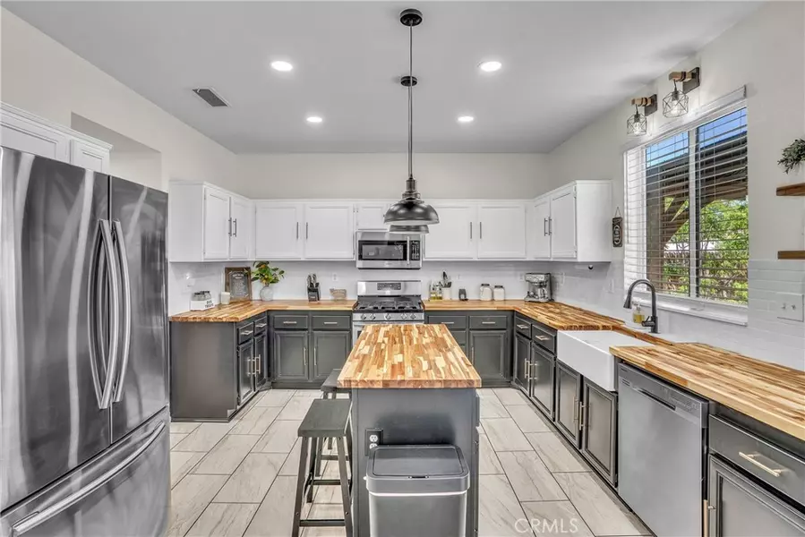 15638 Choctaw, Victorville, CA 92395