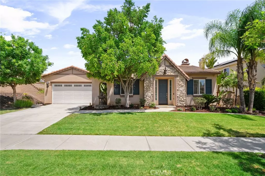 Corona, CA 92883,8416 Sunset Rose DR