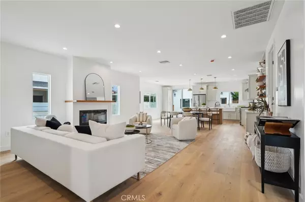 5449 S Victoria AVE, Los Angeles, CA 90043