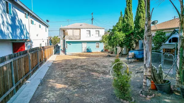 Los Angeles, CA 90032,5360 Ithaca AVE