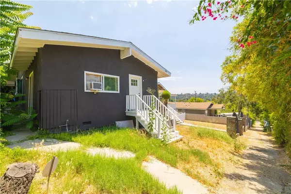 Los Angeles, CA 90042,328 Vista PL