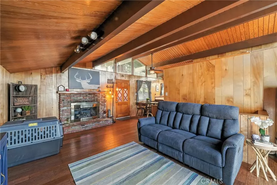 535 Sunderland CT, Lake Arrowhead, CA 92352