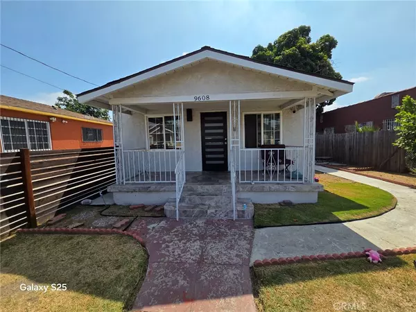 Los Angeles, CA 90002,9608 Beach ST