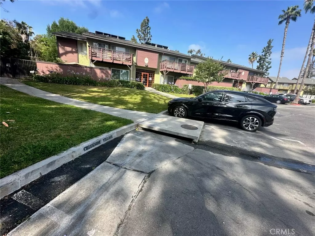 La Habra, CA 90631,1480 W Lambert RD #284