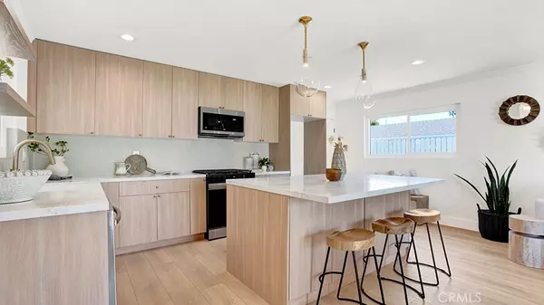Huntington Beach, CA 92646,8411 Santana CIR