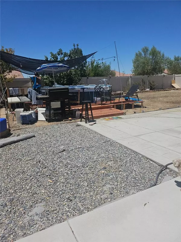 Victorville, CA 92394,15974 Golden Meadow LN