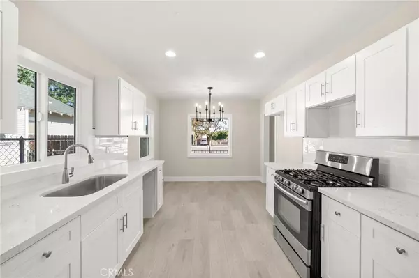 709 E 9th ST, Pomona, CA 91766