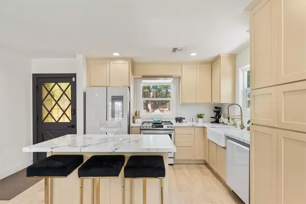 1456 N 9th ST, Colton, CA 92324