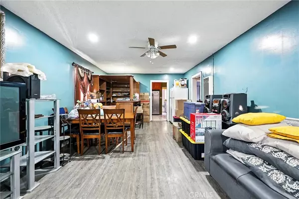 Los Angeles, CA 90002,9430 Parmelee AVE
