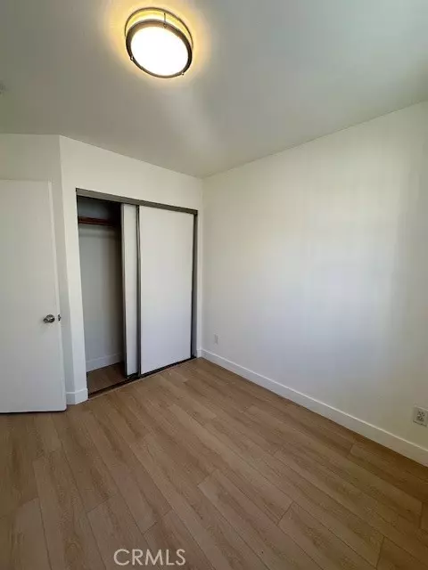 Los Angeles, CA 90020,3518 W 3rd ST