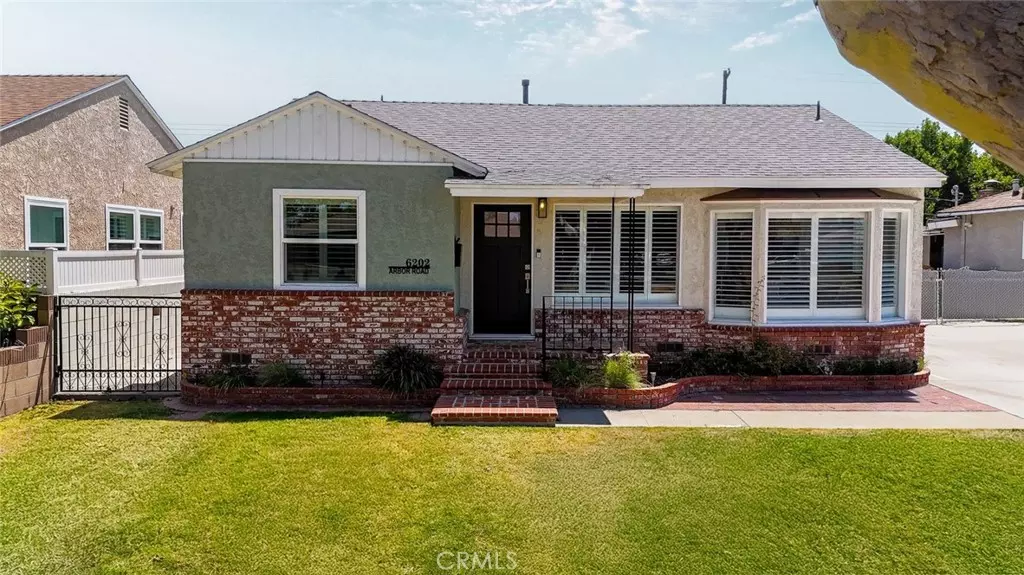6202 Arbor RD, Lakewood, CA 90713