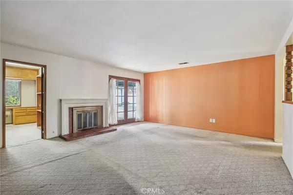 Glendora, CA 91741,417 W Leeside ST