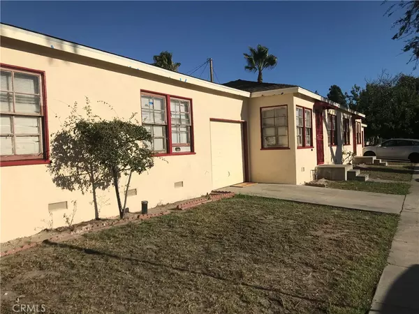 South Gate, CA 90280,8106 San Miguel AVE