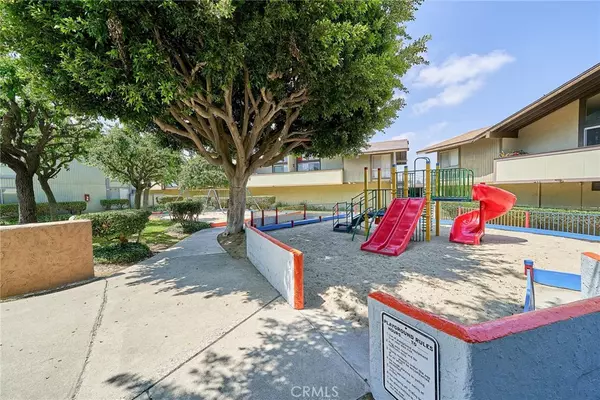 Torrance, CA 90502,832 Coriander DR #A