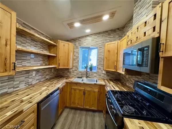 Long Beach, CA 90813,1238 Magnolia AVE