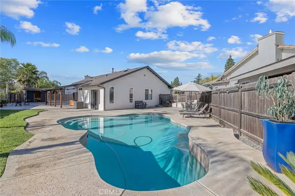 Fresno, CA 93720,8598 N Recreation AVE