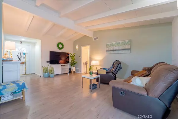 Whittier, CA 90606,8326 Sanger AVE