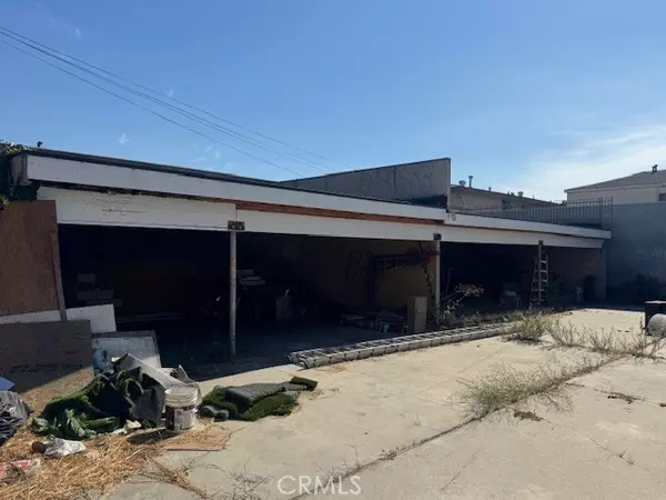 Inglewood, CA 90304,4036 W 111th ST