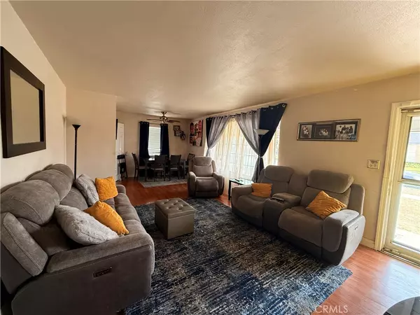 Los Angeles, CA 90047,1519 W 111th St