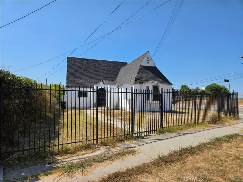 452 Laconia BLVD, Los Angeles, CA 90061