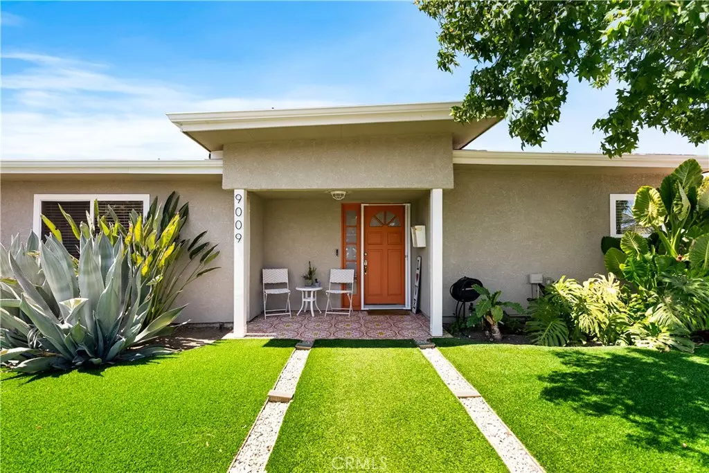 Whittier, CA 90602,9009 Bluford AVE