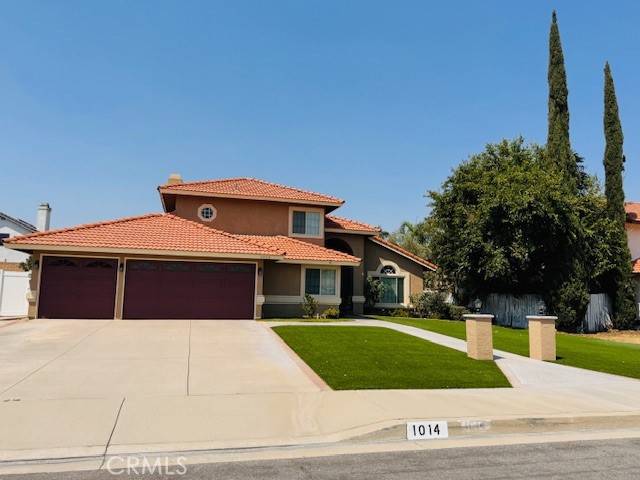1014 W Jackson ST, Rialto, CA 92376