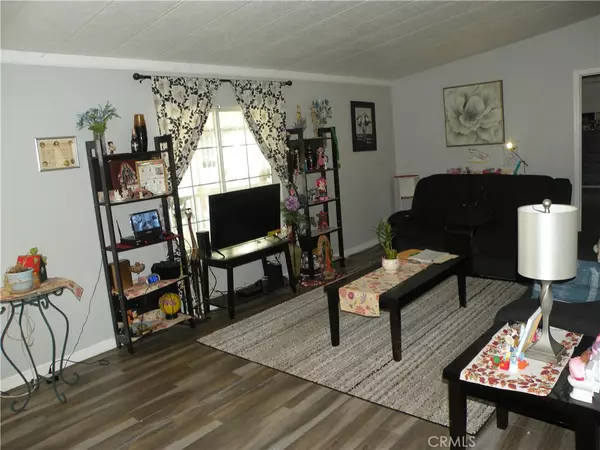 Perris, CA 92571,350 E San Jacinto AVE #121
