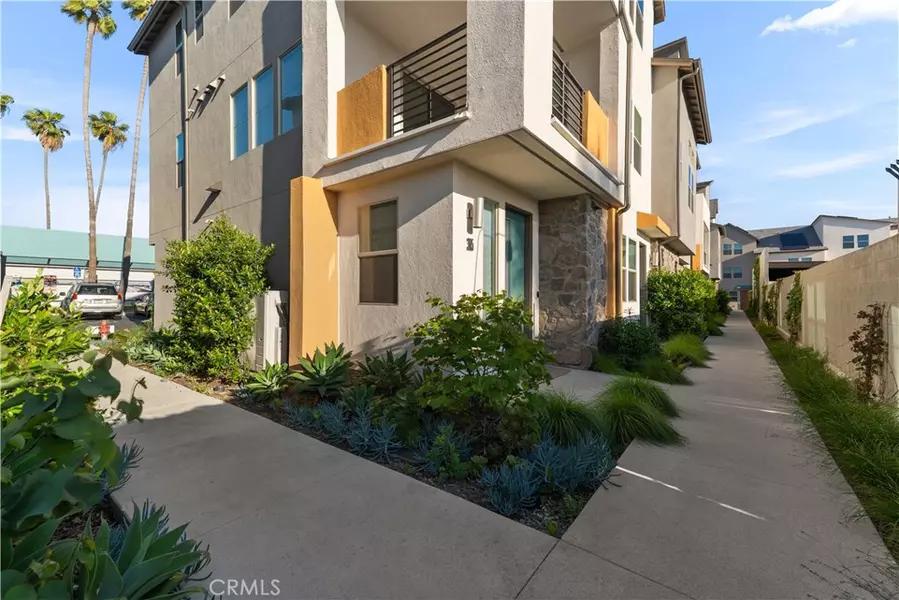 305 Strike DR, Covina, CA 91722