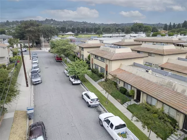 La Habra, CA 90631,581 W Greenwood AVE #6
