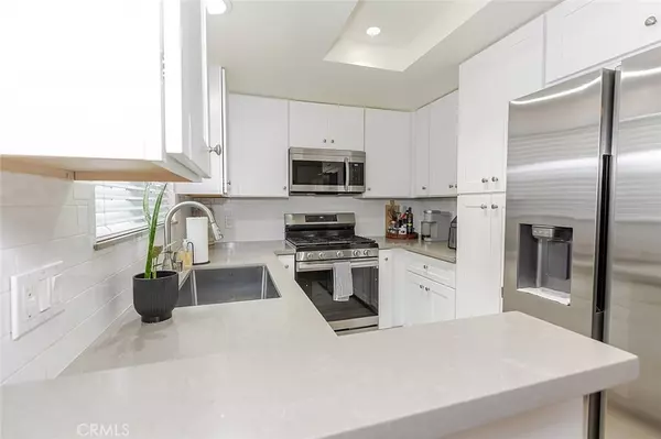 La Habra, CA 90631,581 W Greenwood AVE #6