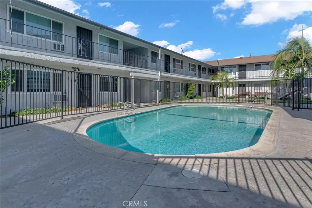 Long Beach, CA 90805,2890 E Artesia Blvd #57