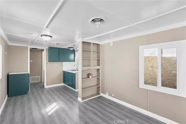 Victorville, CA 92395,16397 D Street #3