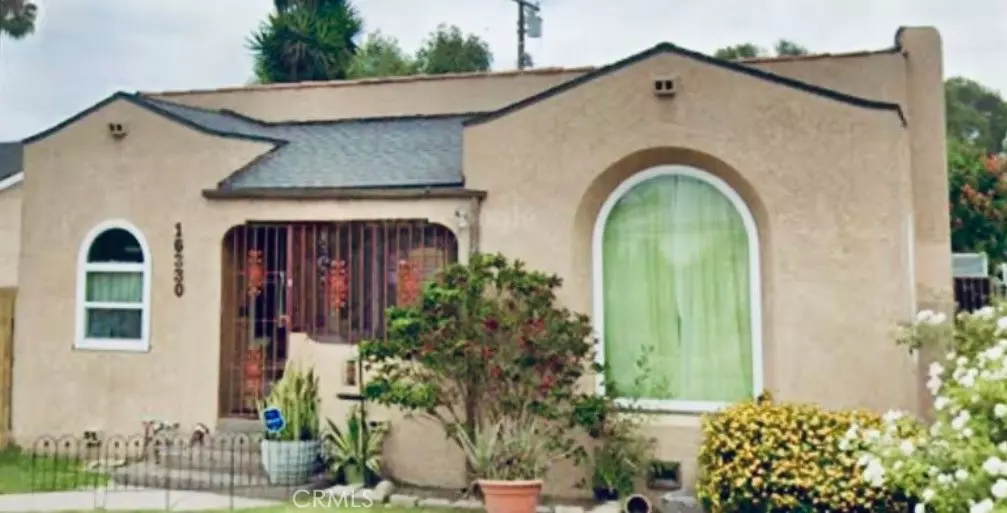 16330 S Caress AVE, Compton, CA 90221