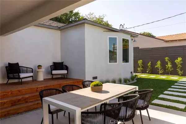 Los Angeles, CA 90016,3554 S Sycamore AVE