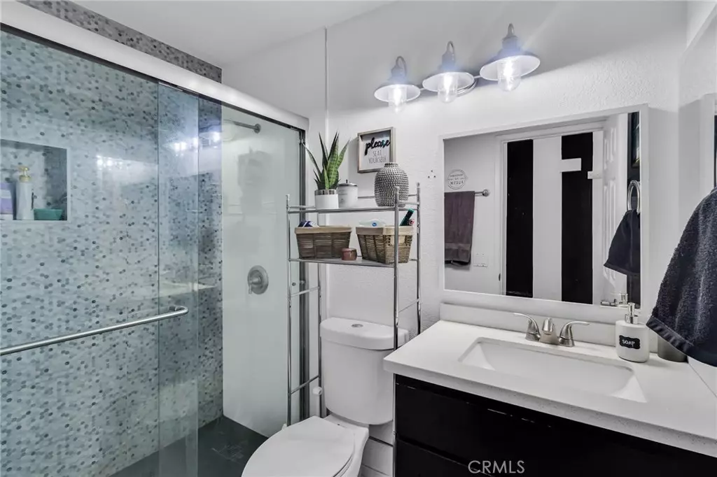 Riverside, CA 92501,4557 Snake River RD