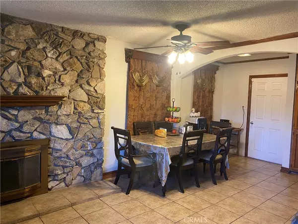 Compton, CA 90221,1913 E McMillan