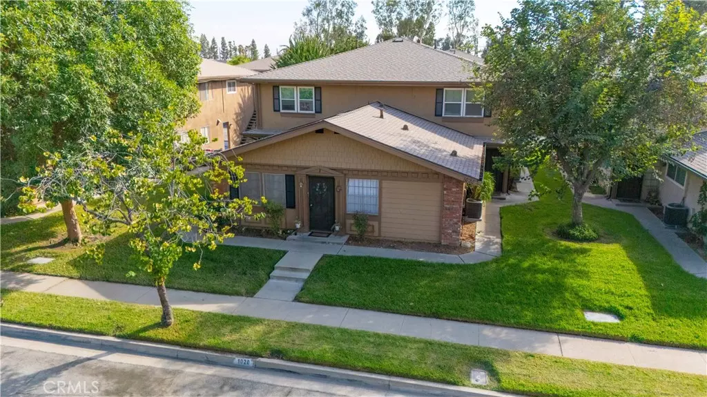 1020 W Calle Del Sol #3, Azusa, CA 91702