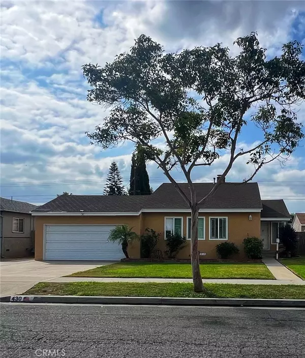 Fullerton, CA 92832,430 W Knepp AVE